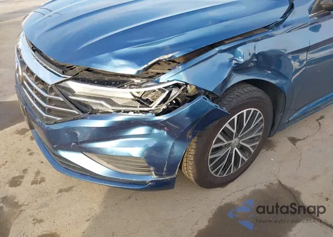 2021 Volkswagen Jetta 1.4T R-Line/1.4T S/1.4T Se z USA, uszkodzony, nr VIN 3VWC57BU7MM021001